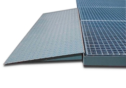 Auffahrrampe 1400 Stahl verzinkt, 1320x720mm