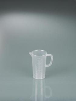 Messbecher mit Henkel, transparente Skala